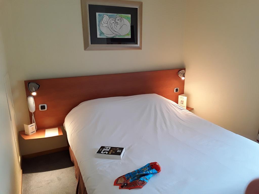 In Situ Hotel Валансьен Экстерьер фото