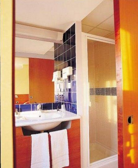 In Situ Hotel Валансьен Экстерьер фото