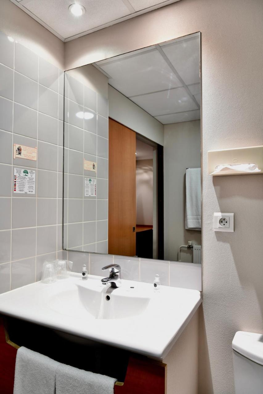 In Situ Hotel Валансьен Экстерьер фото